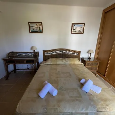 Santa Teresinha Aparthotel