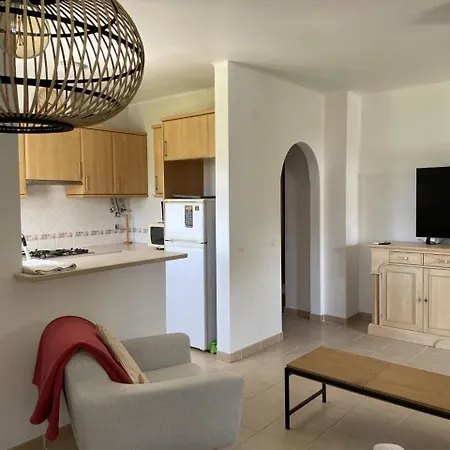 Aparthotel Santa Teresinha 3*