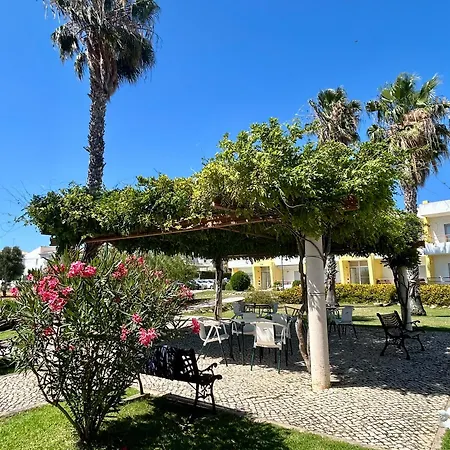 Santa Teresinha Aparthotel