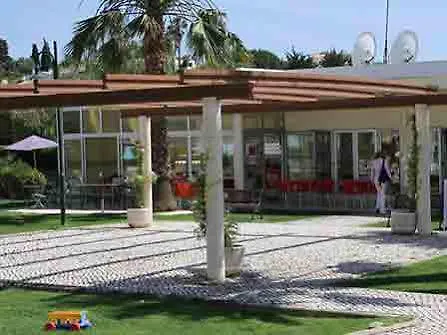 Santa Teresinha Aparthotel Alvor