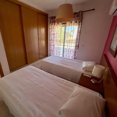 Santa Teresinha 4*