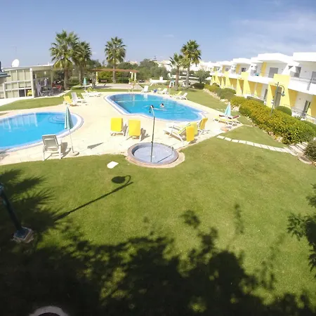 Santa Teresinha Aparthotel