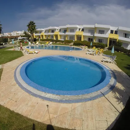 Hotel apartamentowy Santa Teresinha